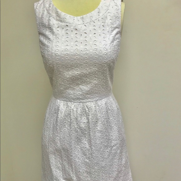 Vineyard Vines Dresses & Skirts - Vineyard Vines White Eyelet sundress - Never worn!